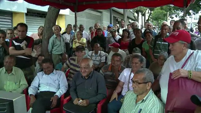 Chavistas defienden a su líder