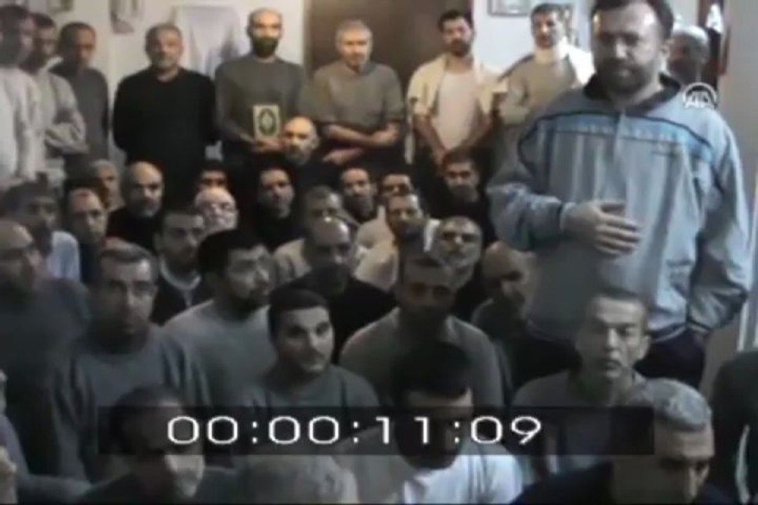 48 İranlı serbest