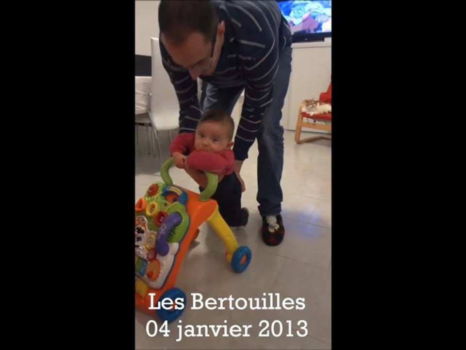 Raphaël et Anaël avec leur papa