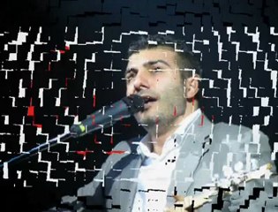 Özcan TÜRE-Kolların boynuma dola _ Bir acı rüzgar esince