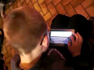 noel moi avec ma tablette tranquille