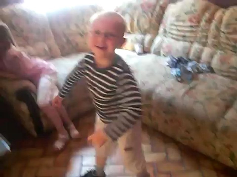 THEO QUI DANSE 2010