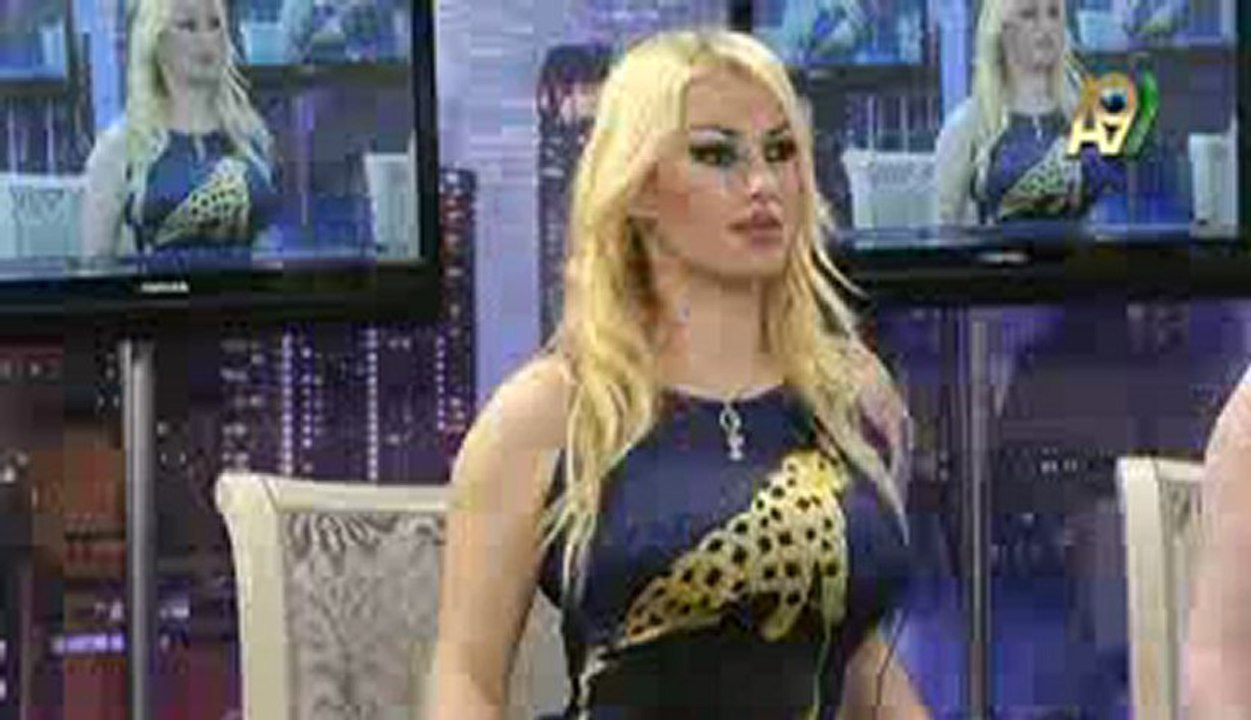 AdnanOktar_A9TV121224t_ Cennet çarşıları çok güzeldir. İnsan cennet çarsısındaki beğendiği güzel insan resimlerine bakarken o resimdeki kişi olur.