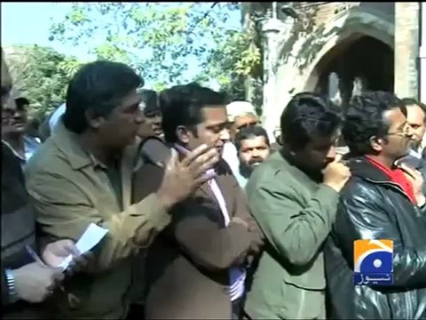 Geo Report-Aitzaz on President's Immunity-23 Jan 2012.mp4