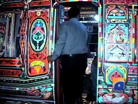 Geo Report-People react to CNG loadshedding-28 Nov 2011.mp4