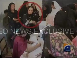 Geo Reports- Waheeda Shah Slap Polling Saff.mp4