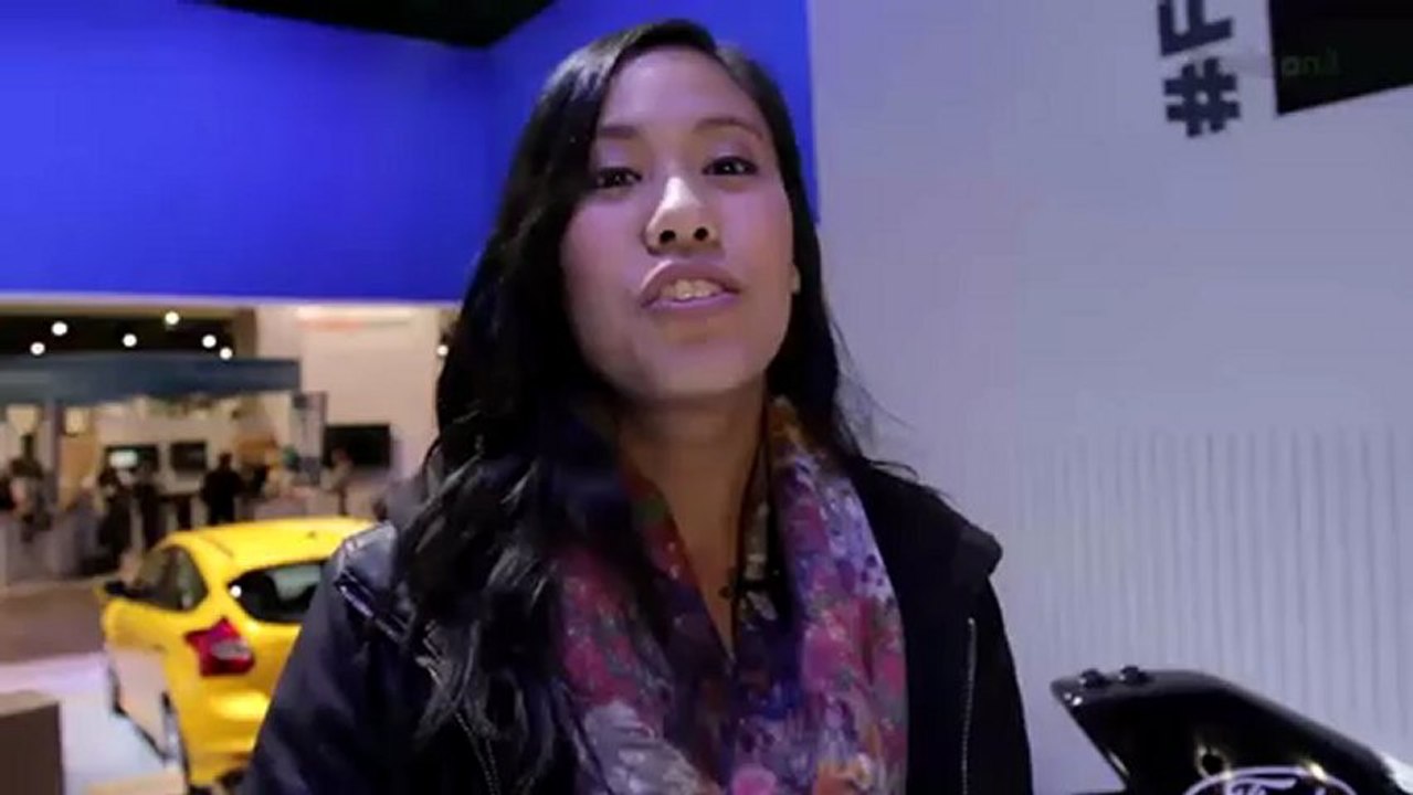 Sony Triluminos 46W900A TV - CES 2013 - Tekzilla Daily Tip