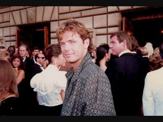 Bruce Greenwood HairStyle (Men HairStyles)