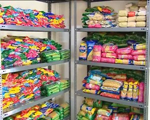 Τρόφιμα αξίας 26εκ ευρώ θα μοιράσει το Υπουργείο Αγρ. Ανάπτυξης