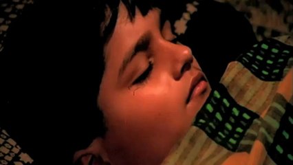 Rakhi's Bathing Scene in Ram Lakhan.mp4