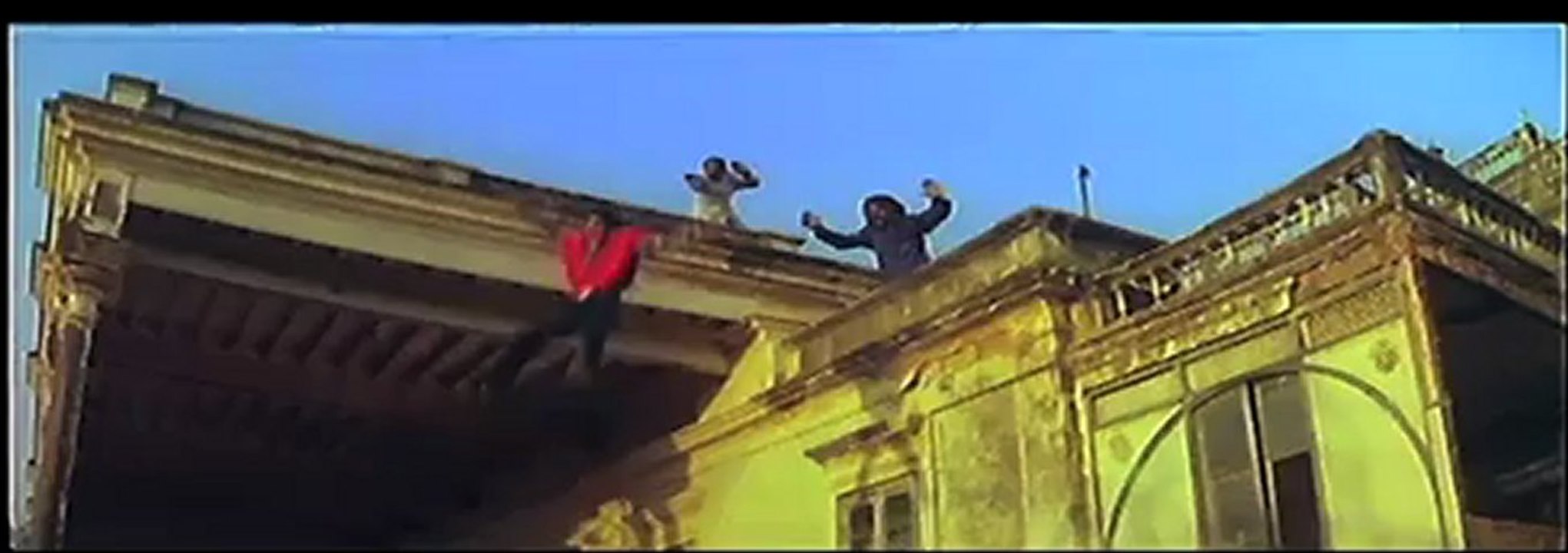 Shahrukh Khan Flirting With Old Women.mp4