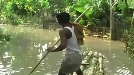 41,000 people take shelter in relief camps after floods hit Assam.mp4