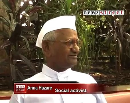 Anna denies RSS link, Digvijay condemns him.mp4