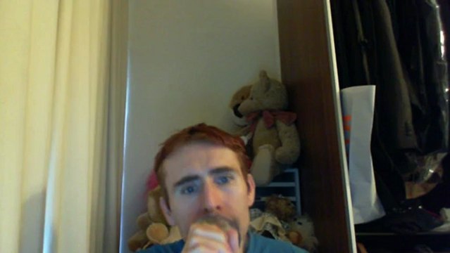 Wiwi égratigne elle prie elle crie de Lynnsha