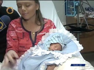 El alcalde Emilio Graterón y la periodista Margarita Toledo se convirtieron en padres
