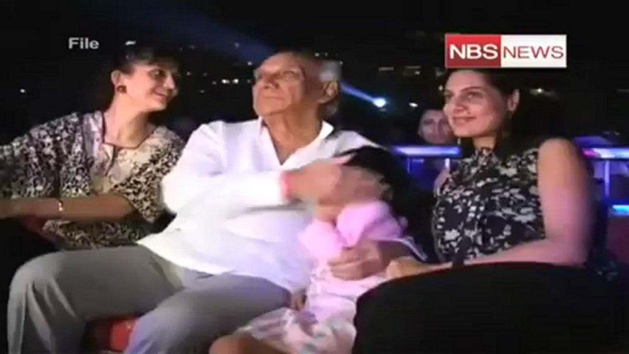 Bollywood bids farewell to Yash Chopra.mp4