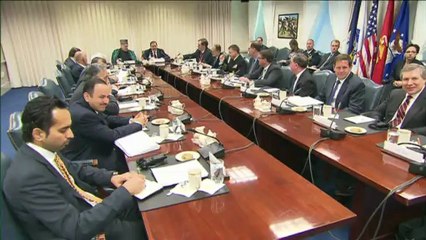 Karzai negocia retirada das tropas americanas