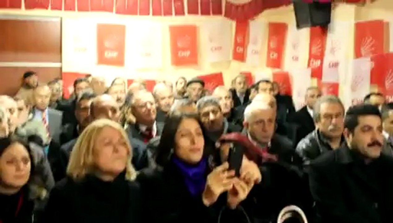 CHP kağıthane de Av. Zeynel öztürk Görevi devraldı