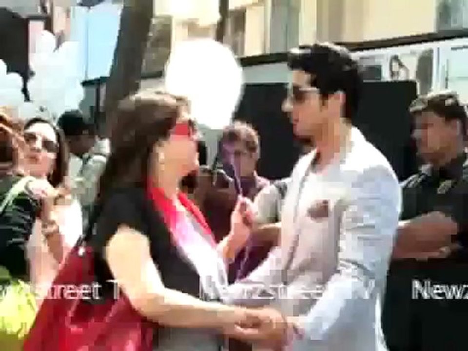 Dia Mirza and Zayed Khan Launches their Production House..mp4