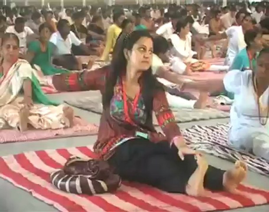 ED slaps FEMA violation case against Ramdev.mp4