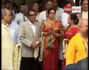 Esha's reception Dream girl HemDharmendra spell magic again.mp4