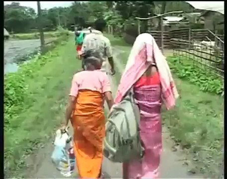Fresh violence engulfs new areas in Assam.mp4