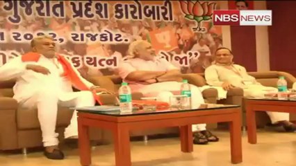 Generous Modi offers medical help to Vilasrao Deshmukh.mp4