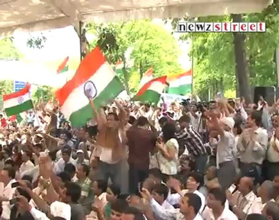 It's Team Anna vs  Parliament now.mp4