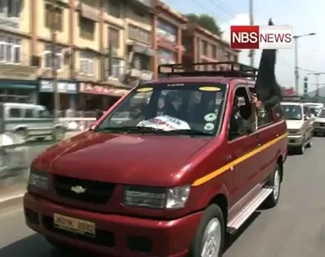 J&K minister's guards held for assaulting traffic cop.mp4