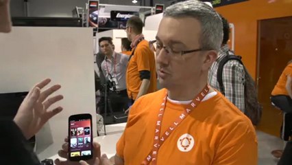 Download Video: Ubuntu Phone Featuring Slick Linus Tech Tips CES 2013