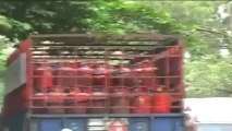 Non subsidized lpg price hike by Rs  26 50.mp4