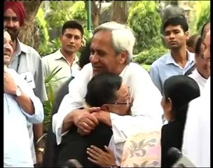 Odisha CM greeted President Elect Pranab Mukherjee.mp4