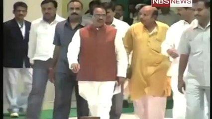 Police cracks down on Harda jal satyagrahis.mp4