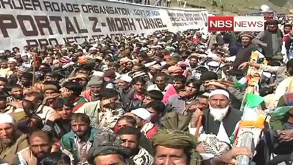Rahul Gandhi lays foundation of Srinagar Leh tunnel.mp4