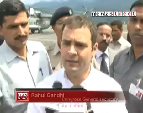 Rahul Gandhi visits quake hit Sikkim.mp4