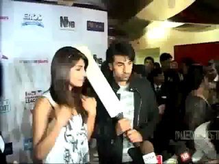 Ranbeer & Priyanka promoting Anjana Anjani.mp4