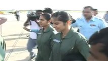 Saina Nehwal flies IAF jet trainer Kiran MK II.mp4