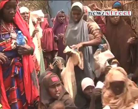 Somalia refugee camp overflowing (1).mp4