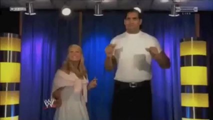 Beth Phoenix and Great Khali Sing at Wrestlemania 27