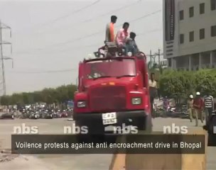 Voilence protests against anti encroachment drive in Bhopal.mp4