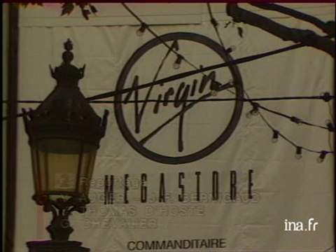 1988 - Ouverture du premier Virgin Megastore