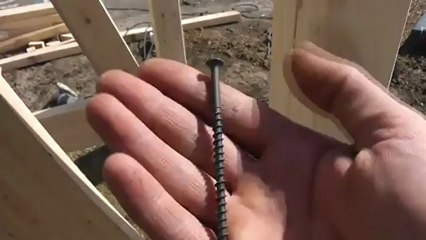 Изготовление деревянной детской горки (видео 1)