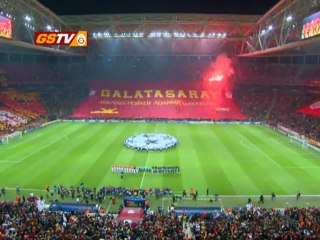 Download Video: FUTBOL | Ali Sami Yen Spor Kompleksi Türk Telekom Arena'ya büyük onur