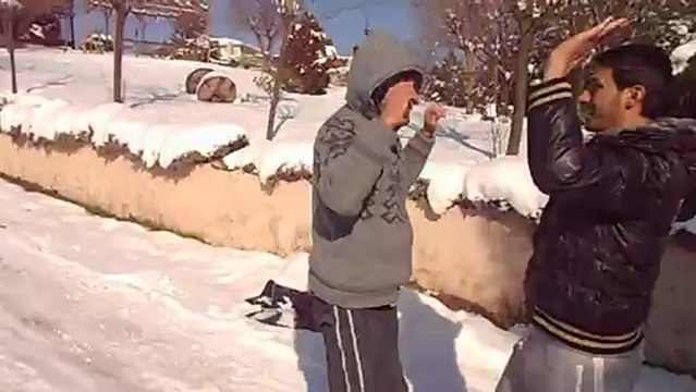 BOSEM BOĞAZİÇİ OTİZM GENÇLİK VE SPOR KULÜBÜDOĞA DİKER 2013 KIŞ AKTİVİTESİ:)