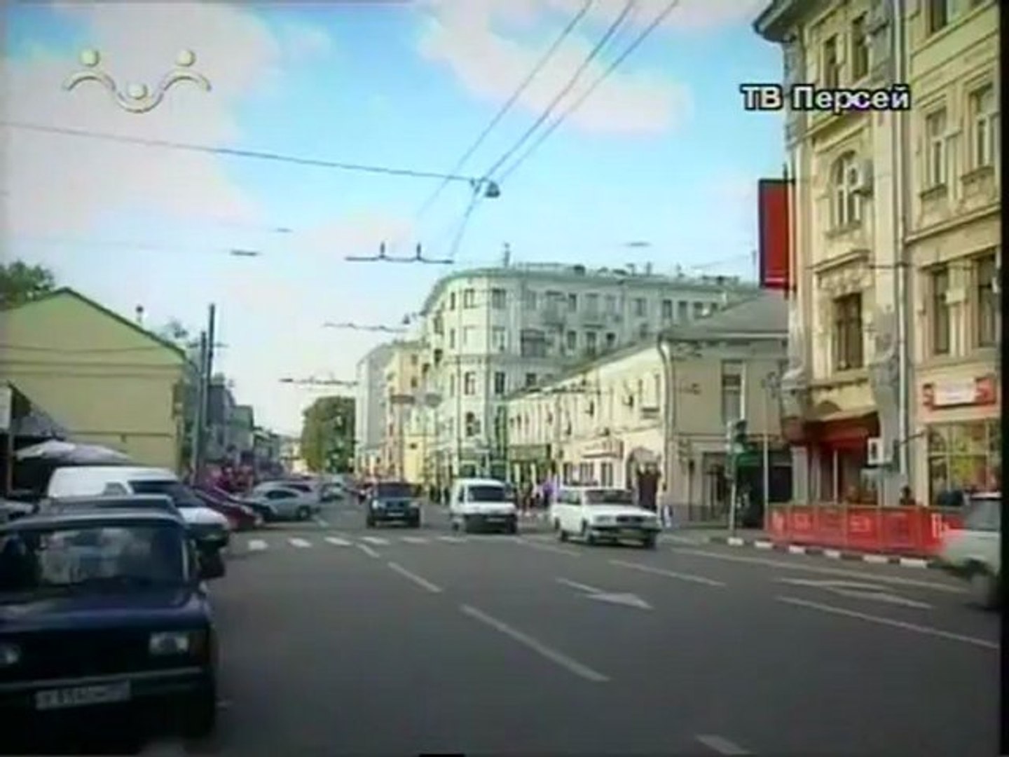 ⁣Прогулки по Москве. Дом-комод