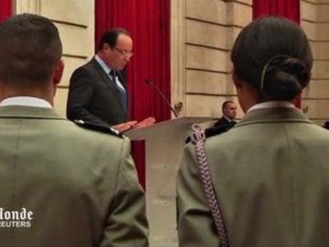 Hollande salue la mission accomplie des soldats de retour d'Afghanistan