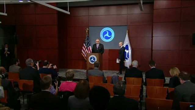 FAA sets safety review of Boeing 787 Dreamliner