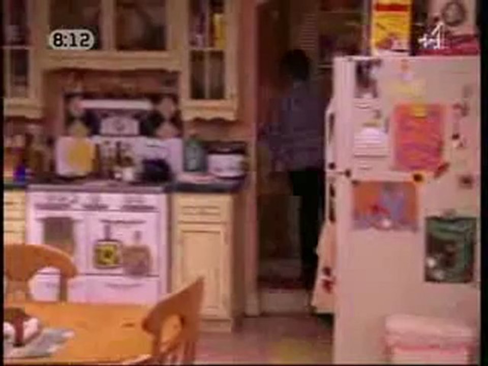 Celui qui donne des coups de pied