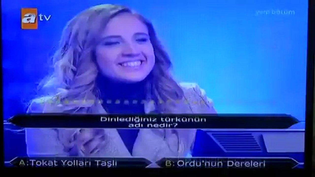 Kenan Işık Sorunun Cevabını Ağzından Kaçırdı