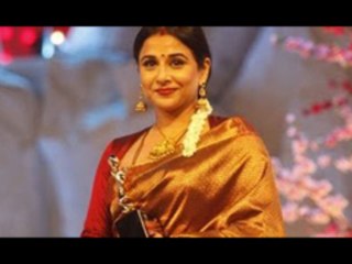 Vidya Balan @ Colors Screen Awards 2013 !